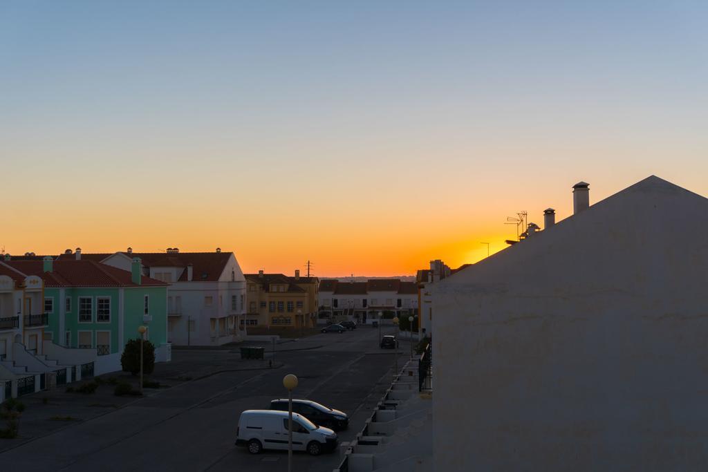 Apartments Baleal: Balconies And Pool Феррел Экстерьер фото